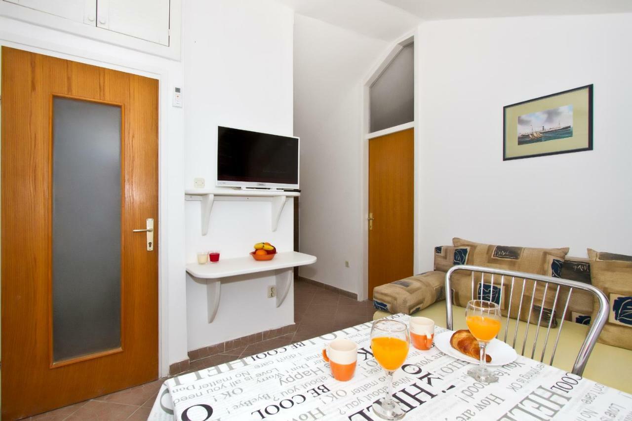 Apartment Center Marija Vodice Luaran gambar