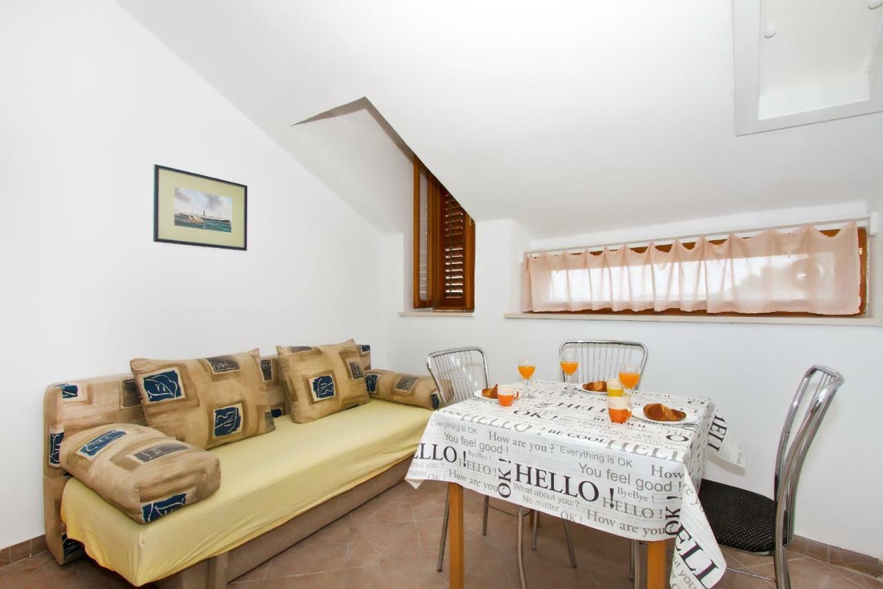 Apartment Center Marija Vodice Luaran gambar