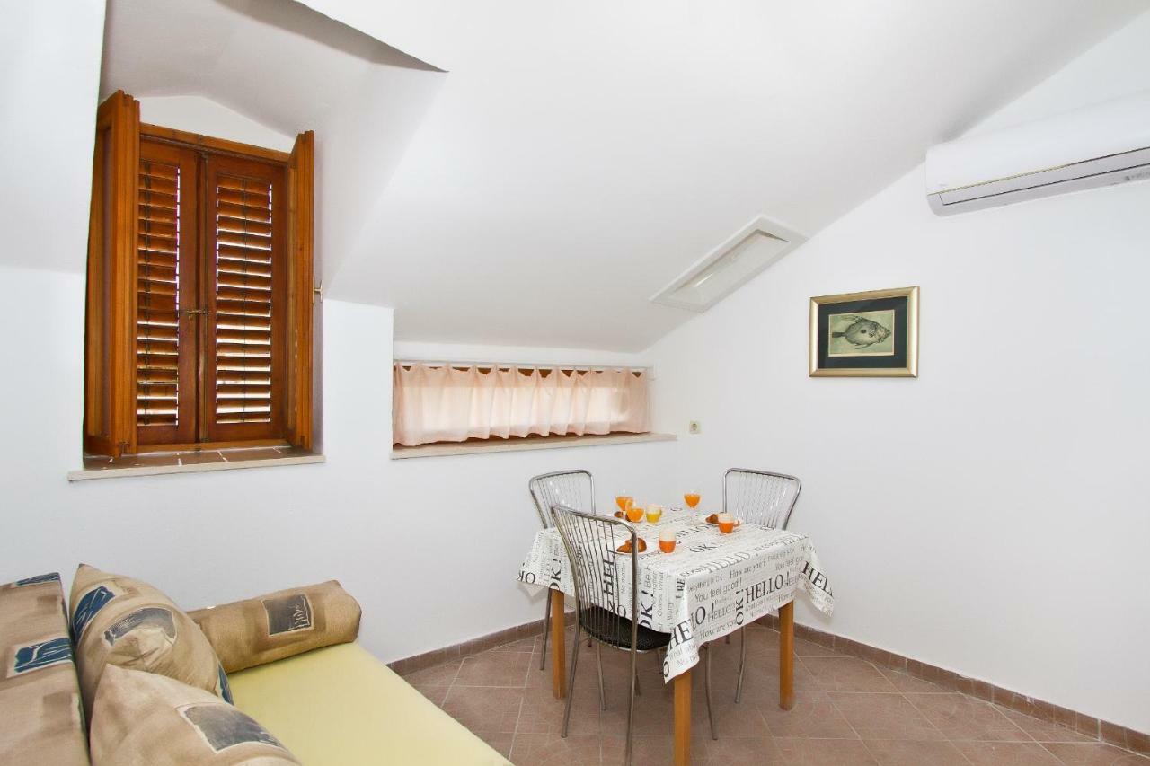 Apartment Center Marija Vodice Luaran gambar